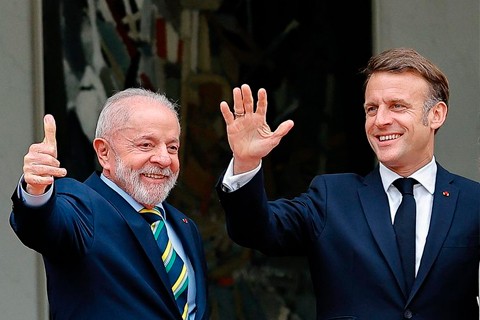 Lula classifica guerra na Ucrânia como “insanidade mental” e reforça proposta de mediação com apoio da China